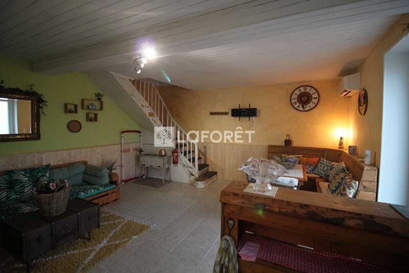 Maison à louer, 52m², Condat-sur-Trincou