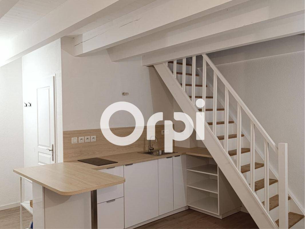 Appartement à louer, 40m², Rochefort