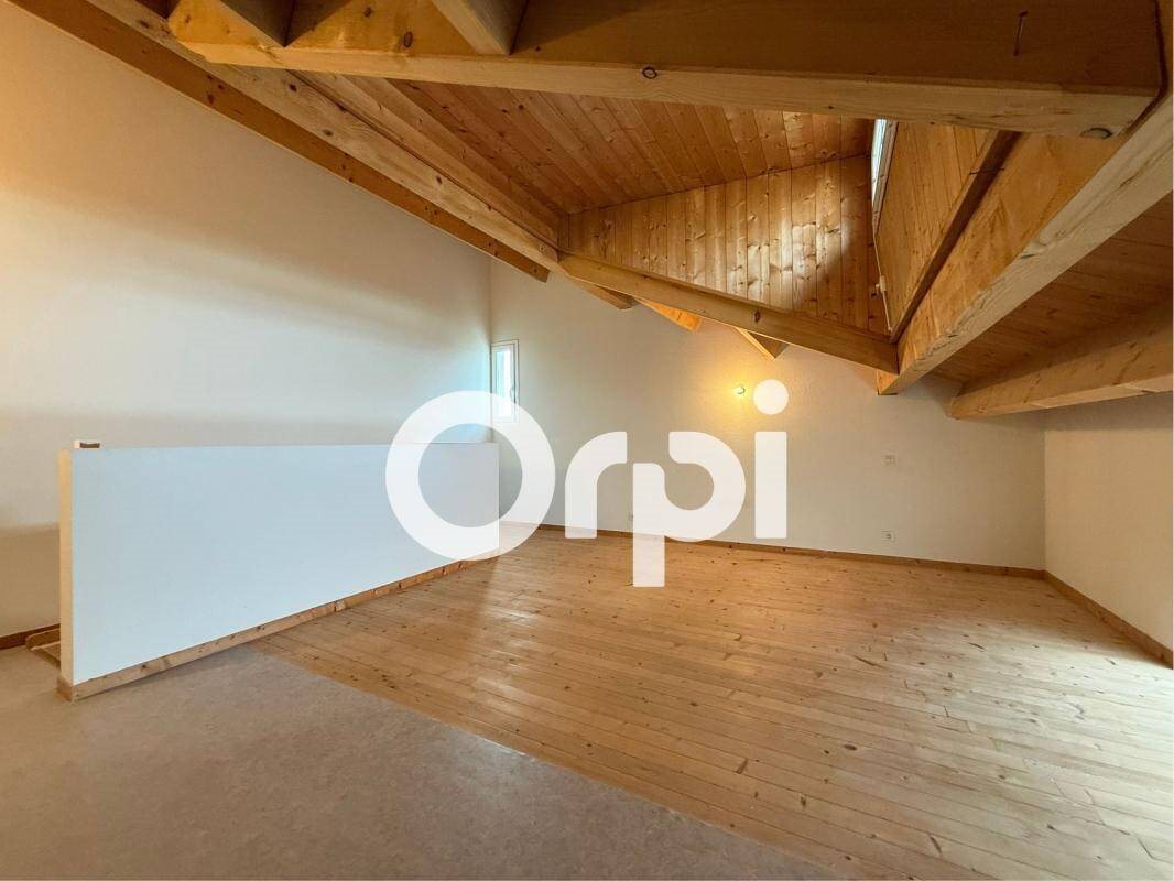 Appartement à louer, 40m², Rochefort