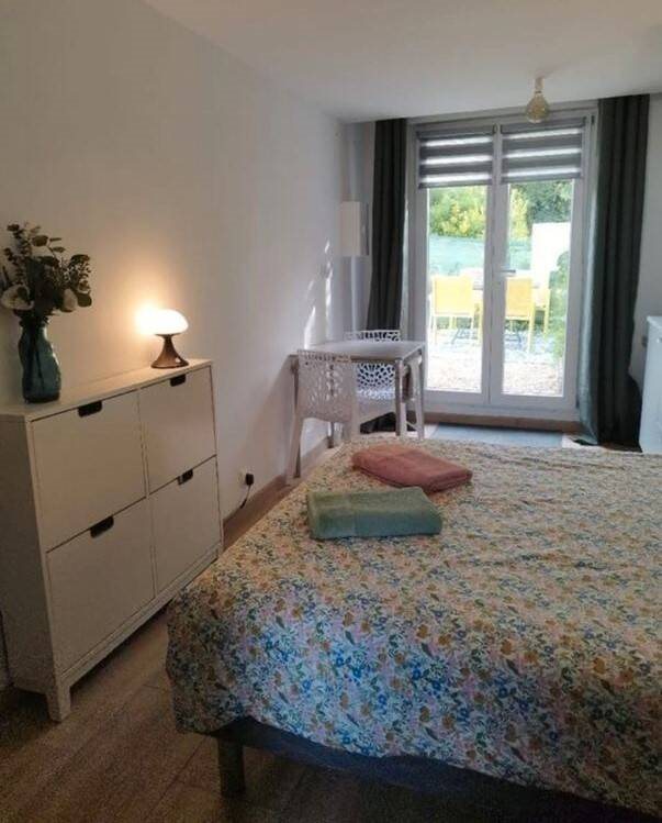 Appartement à louer, 18m², Sainte-Eulalie