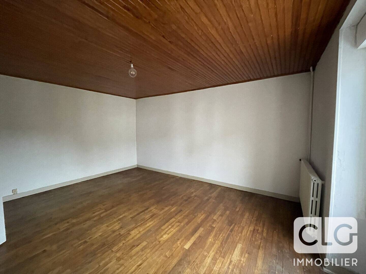 Appartement à louer, 61m², Saint-Yvi
