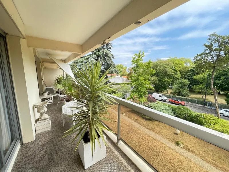 Appartement à louer, 84m², Bordeaux