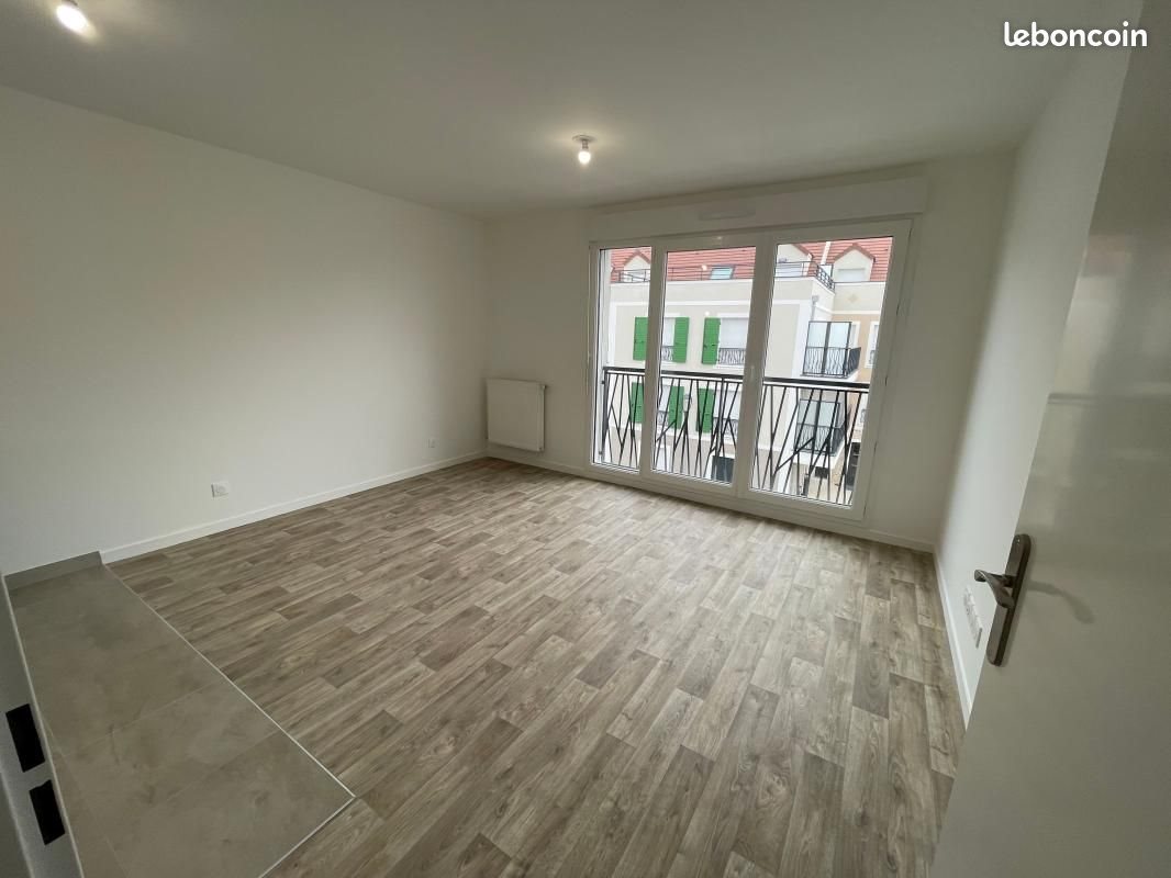 Appartement à louer, 26m², Ozoir-la-Ferrière
