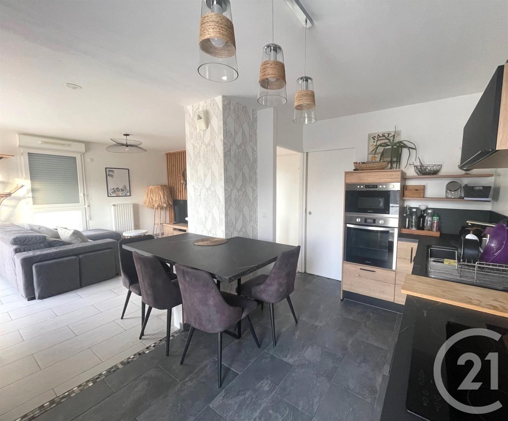 Appartement à louer, 71m², La Verrière
