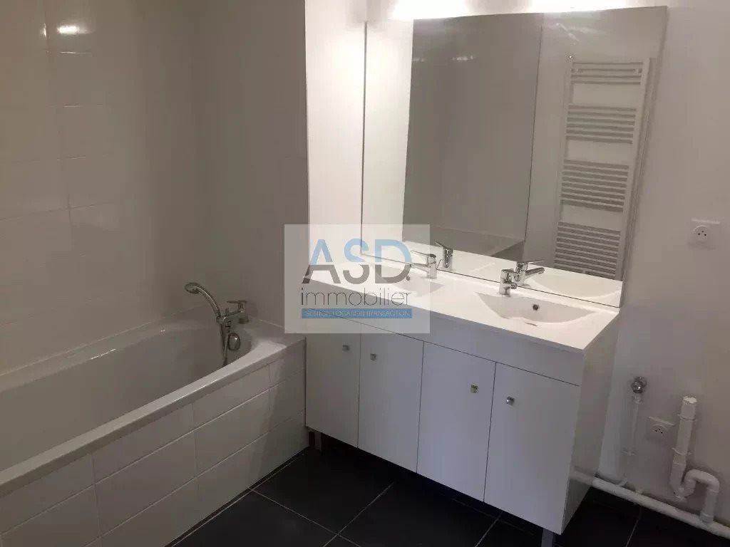 Appartement à louer, 65m², Lille
