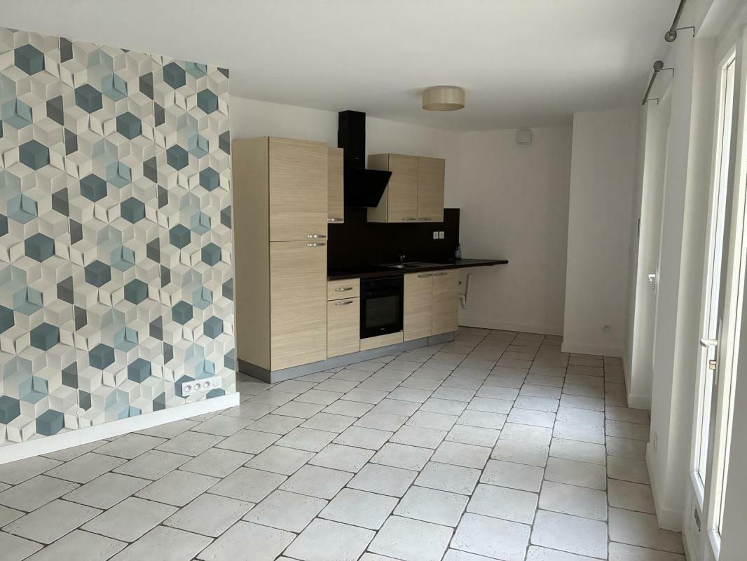 Maison à louer, 68m², Bellegarde