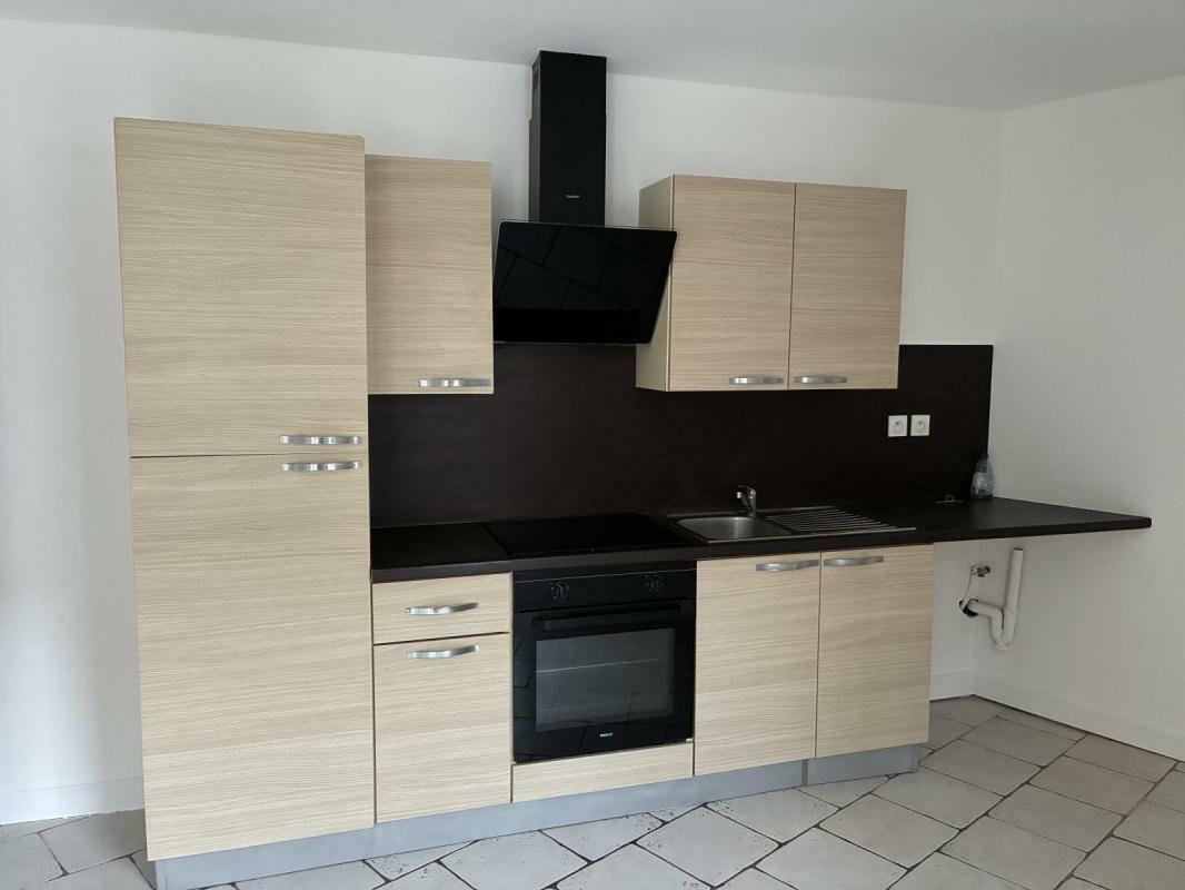 Maison à louer, 68m², Bellegarde