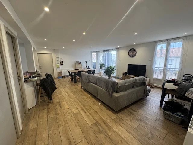 Appartement à louer, 108m², Montmorillon