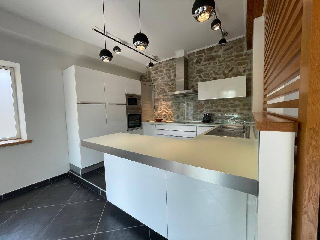 Maison à louer, 140m², Soucieu-en-Jarrest