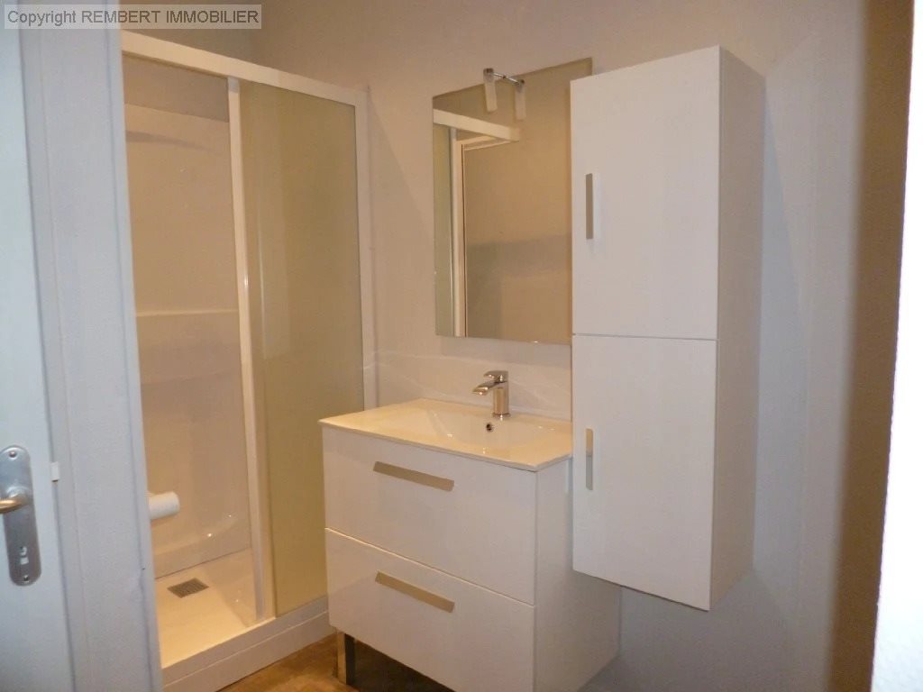 Appartement à vendre, 395m², Lapalisse