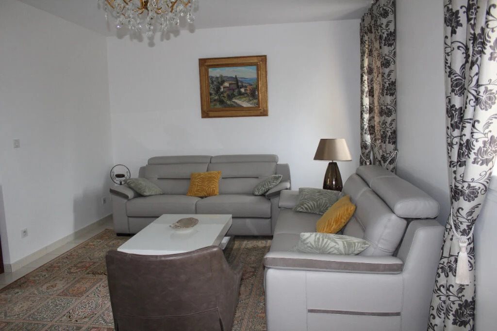 Maison à louer, 145m², Chevannes