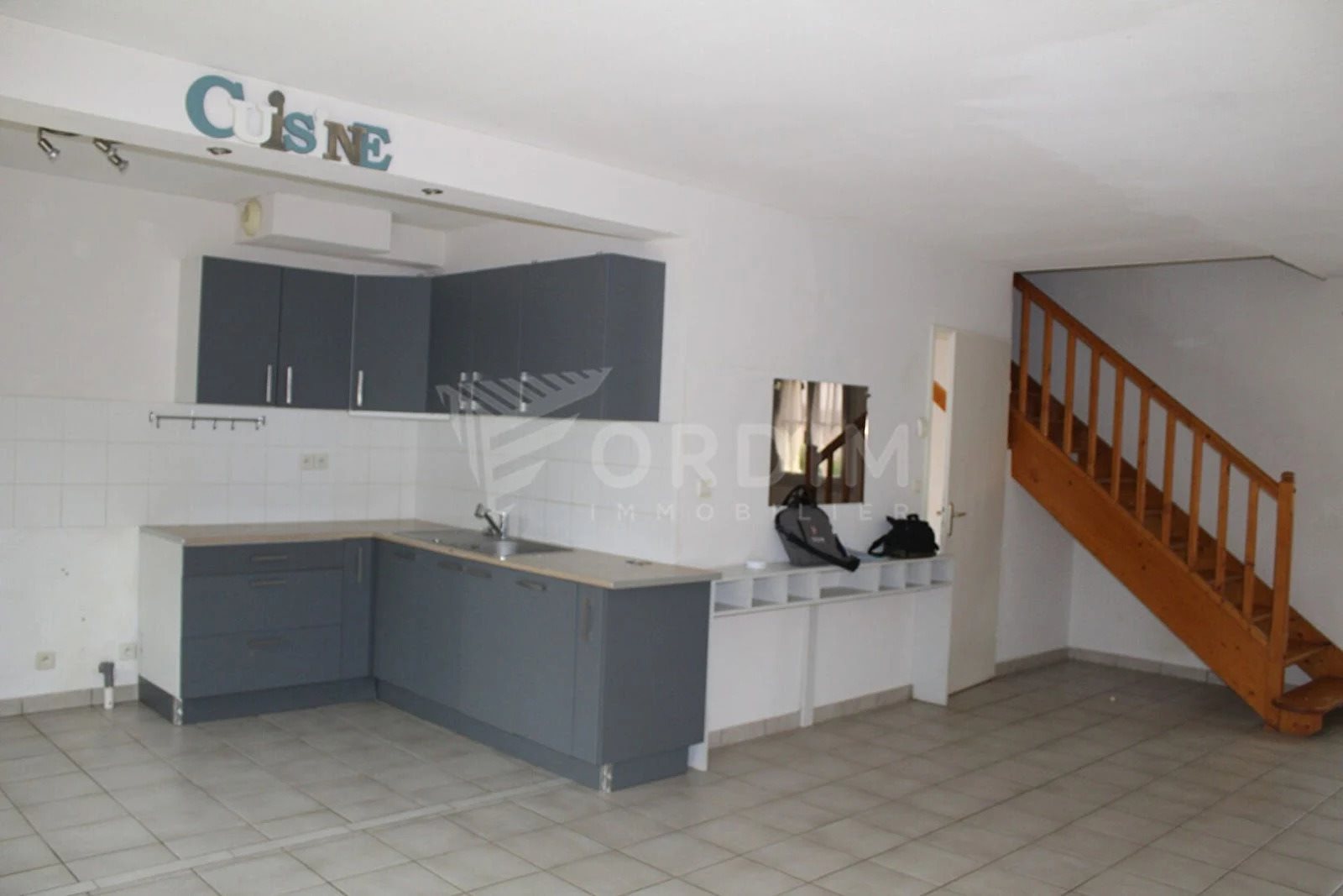 Maison à louer, 81m², Chevannes