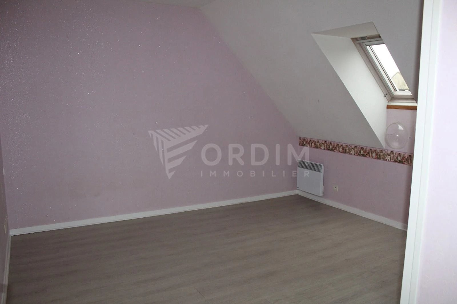 Maison à louer, 81m², Chevannes