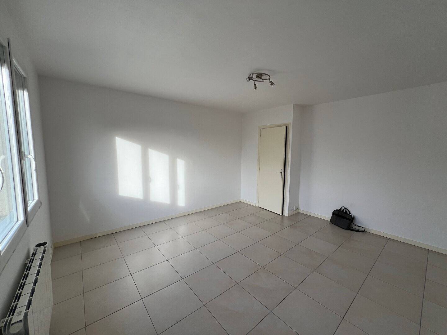 Appartement à louer, 30m², Auxerre