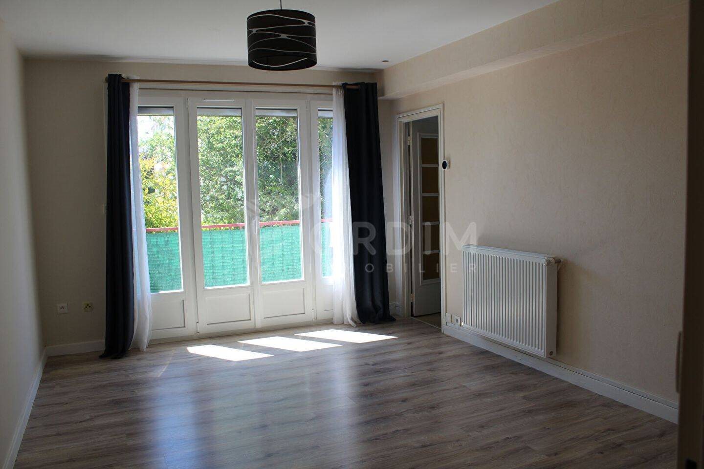 Appartement à louer, 61m², Auxerre