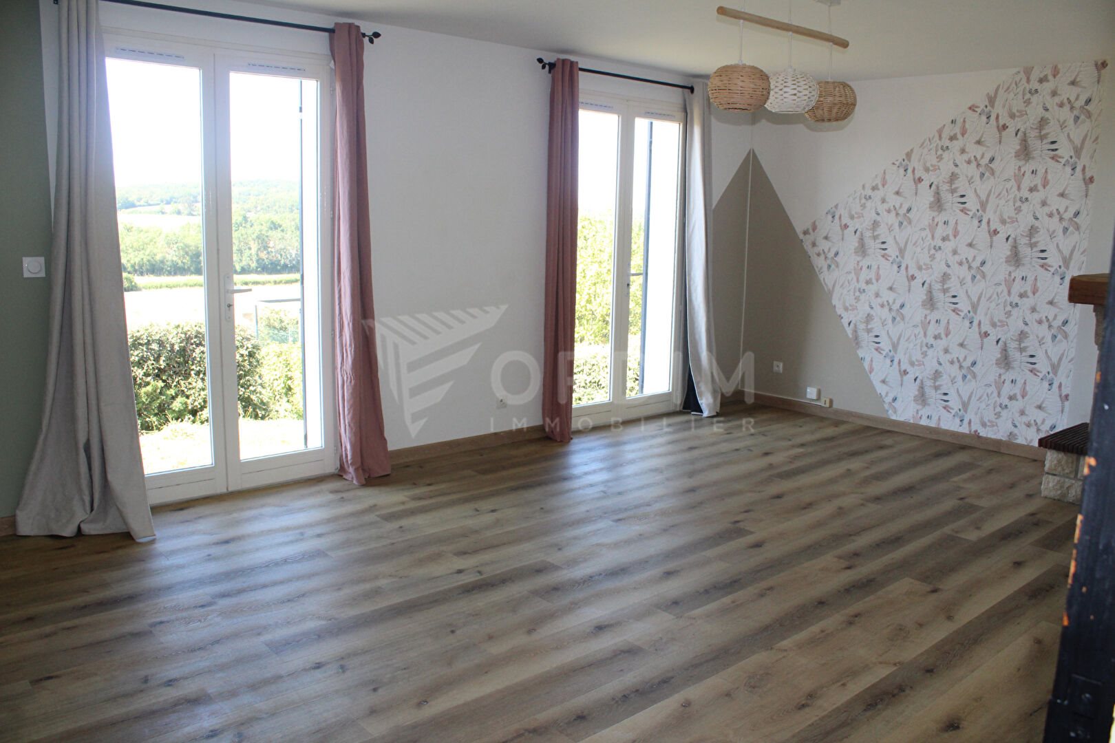 Maison à louer, 81m², Chevannes