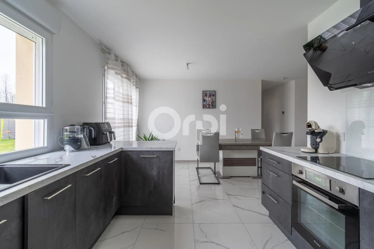 Maison à vendre, 107m², Bétheniville