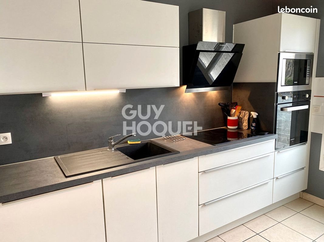 Appartement à louer, 73m², Bordeaux