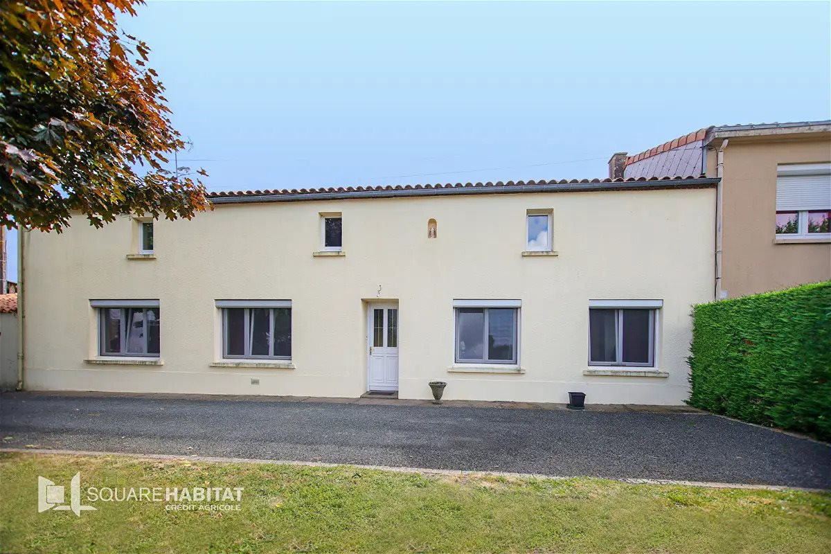 Maison à vendre, 242m², Saint-Malô-du-Bois