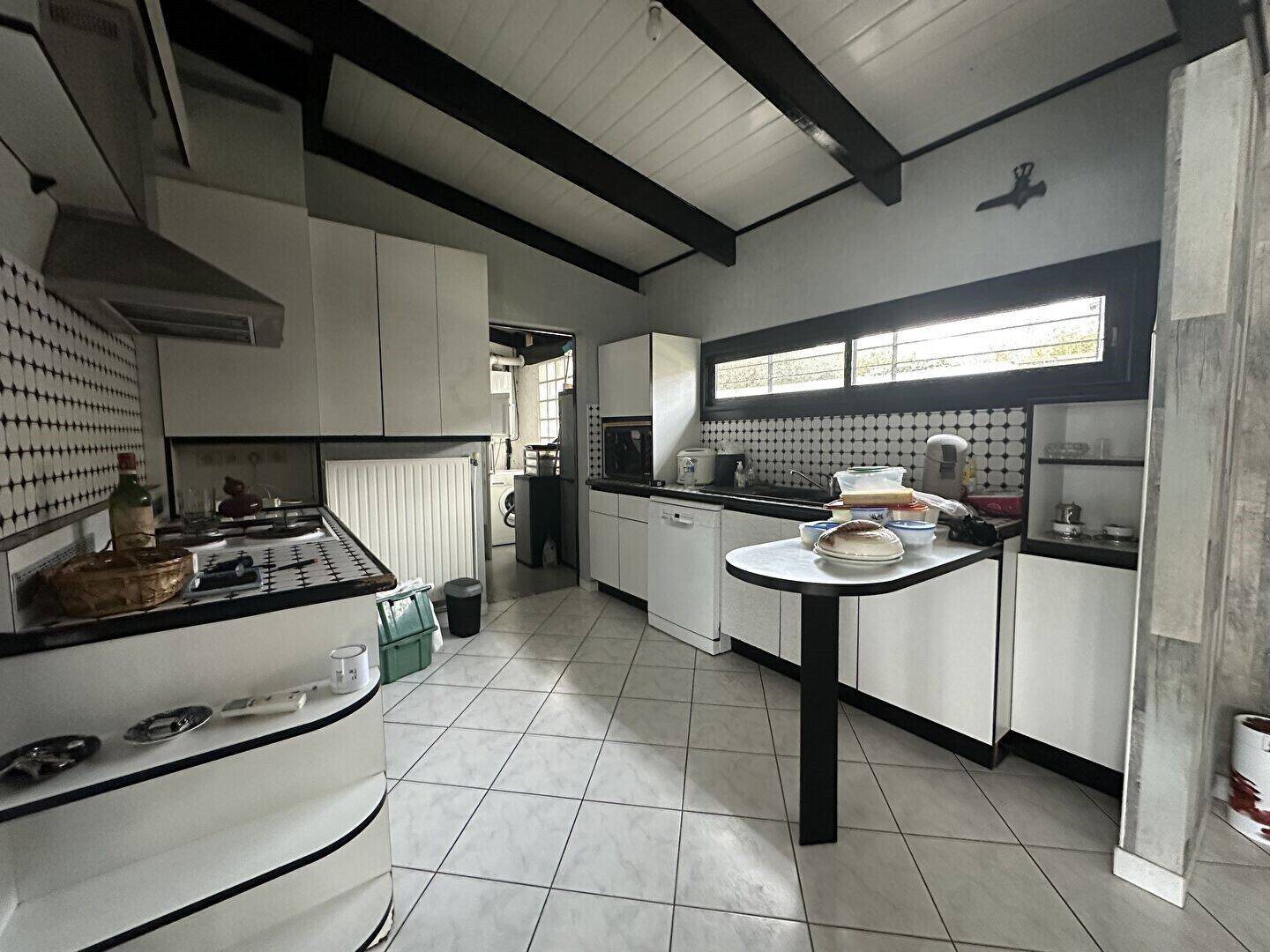 Maison à vendre, 113m², Carbon-Blanc