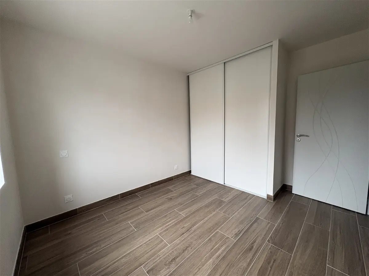 Maison à louer, 88m², Froidfond