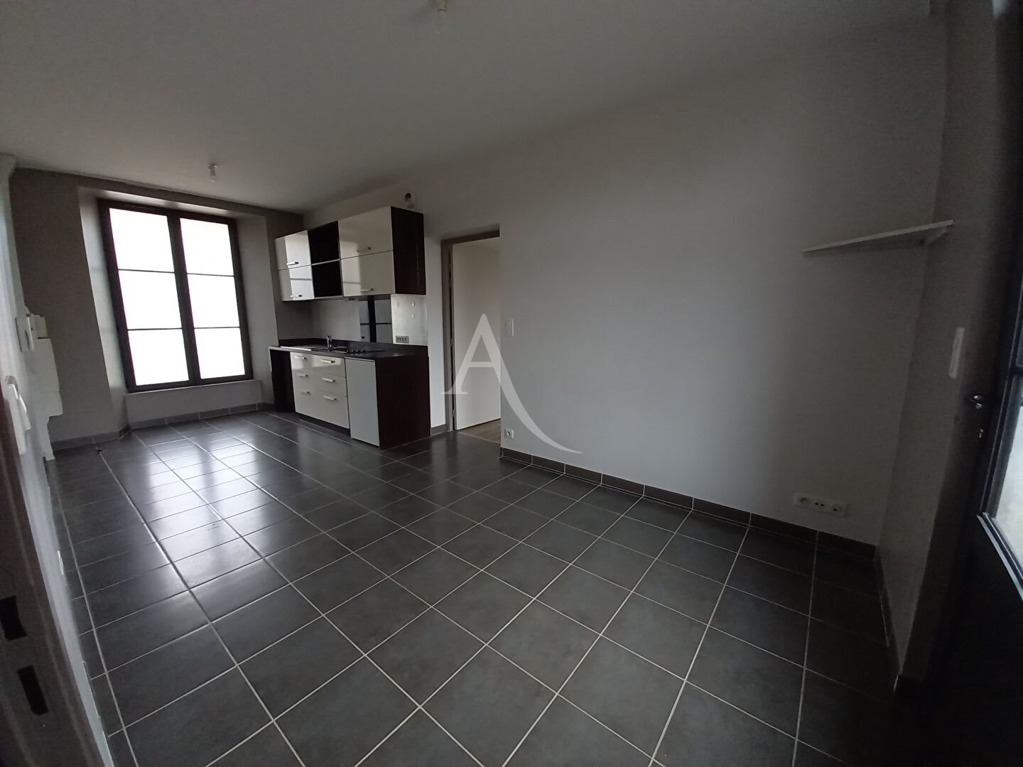 Appartement à louer, 34m², Trie-Château