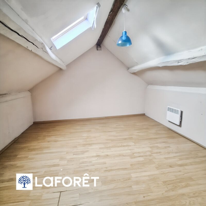 Maison à louer, 108m², Sermaises