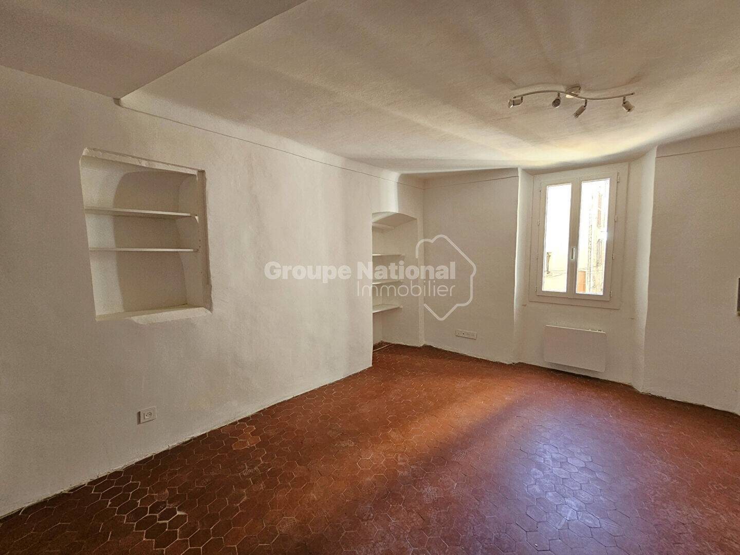 Appartement à louer, 28m², Callian