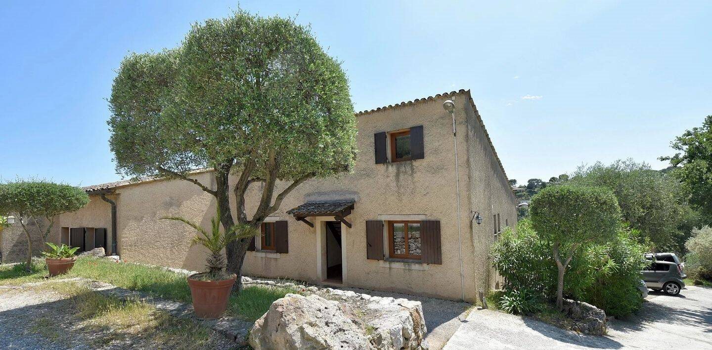 Maison à louer, 114m², Biot