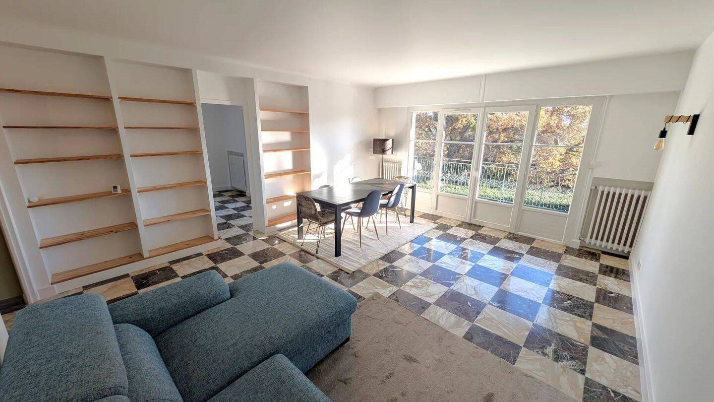 Maison à louer, 121m², Biot