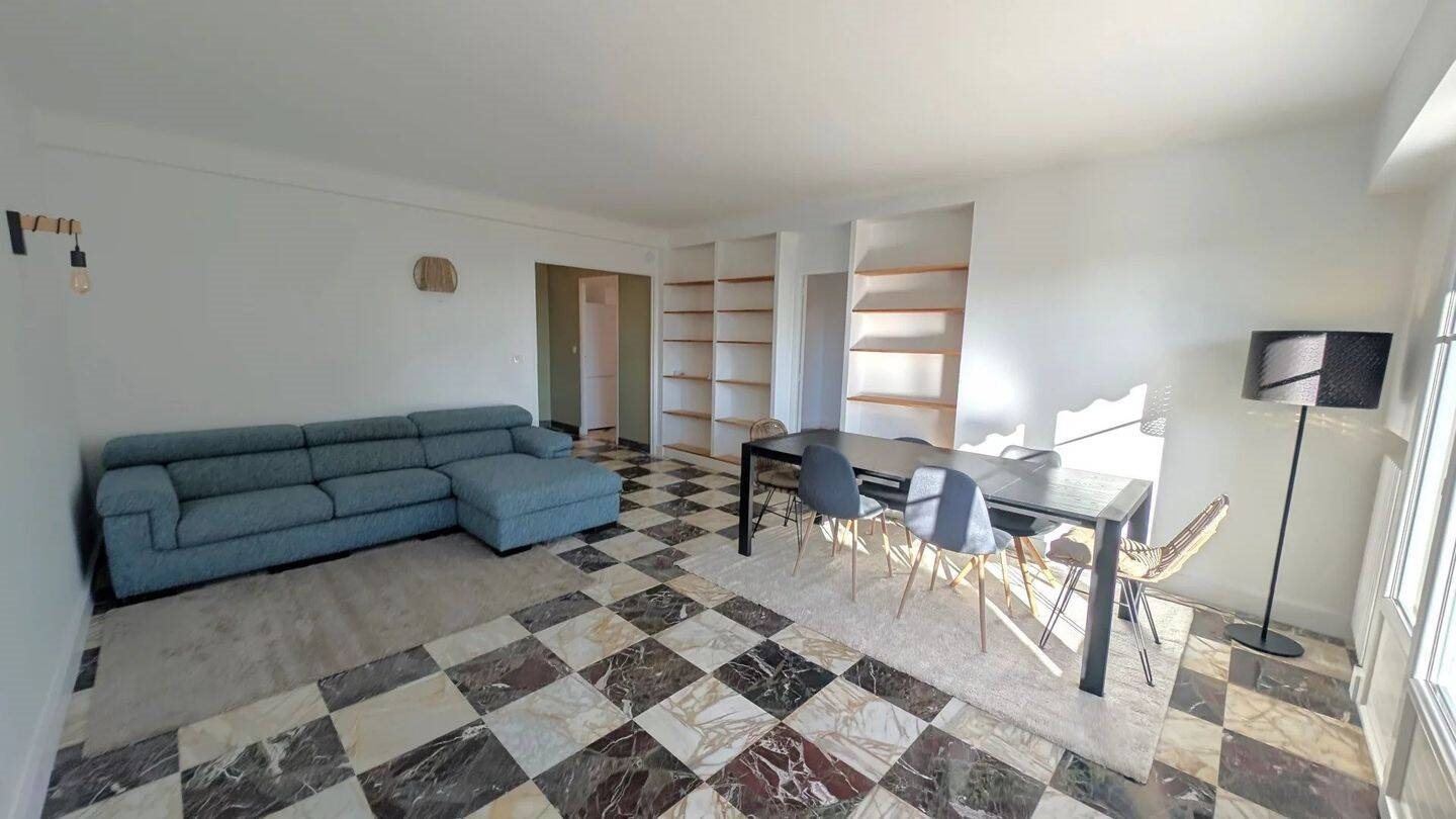 Maison à louer, 121m², Biot