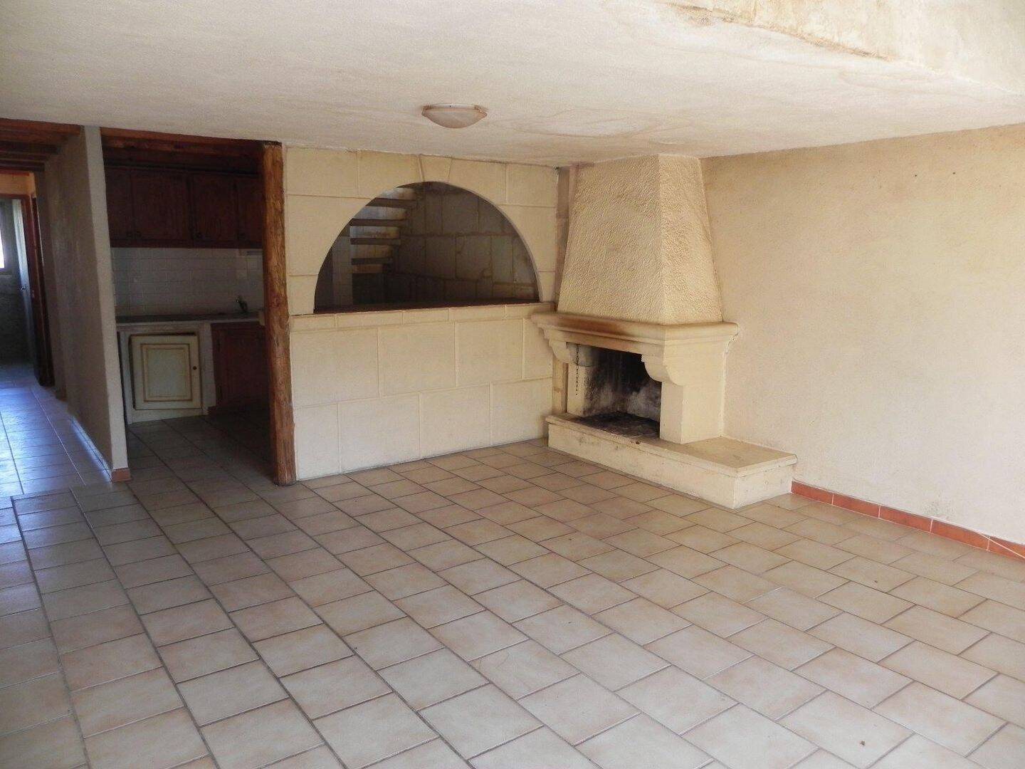 Appartement à louer, 74m², Raphèle-lès-Arles