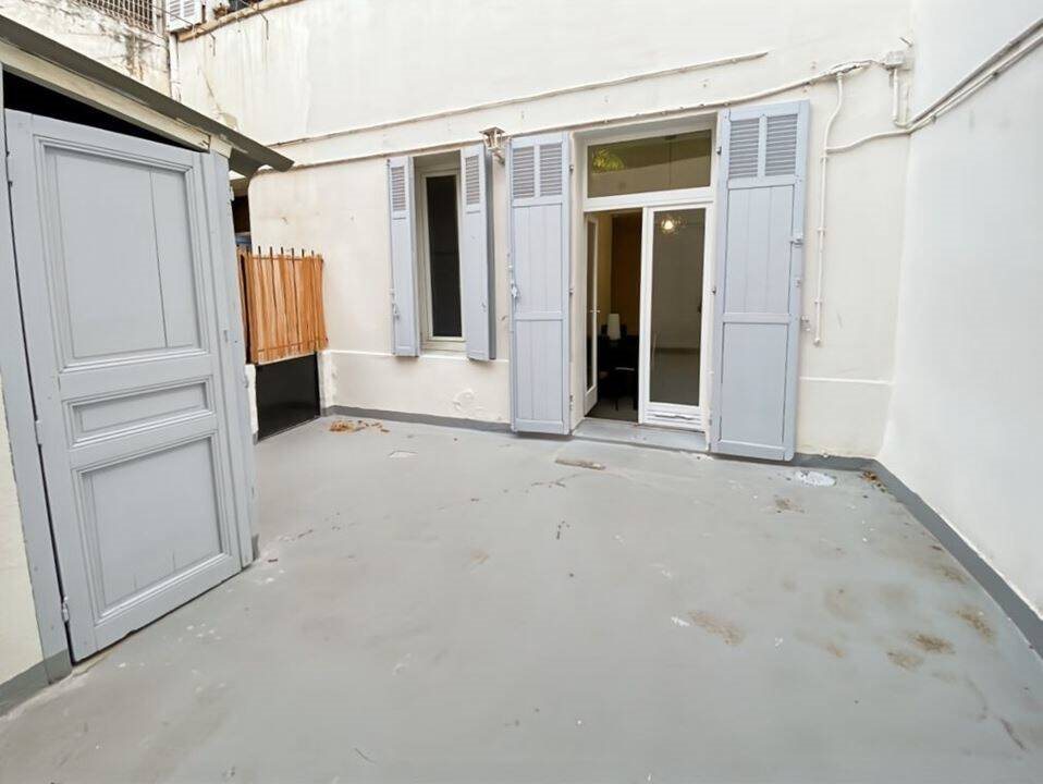 Appartement à louer, 31m², Marseille 6ème