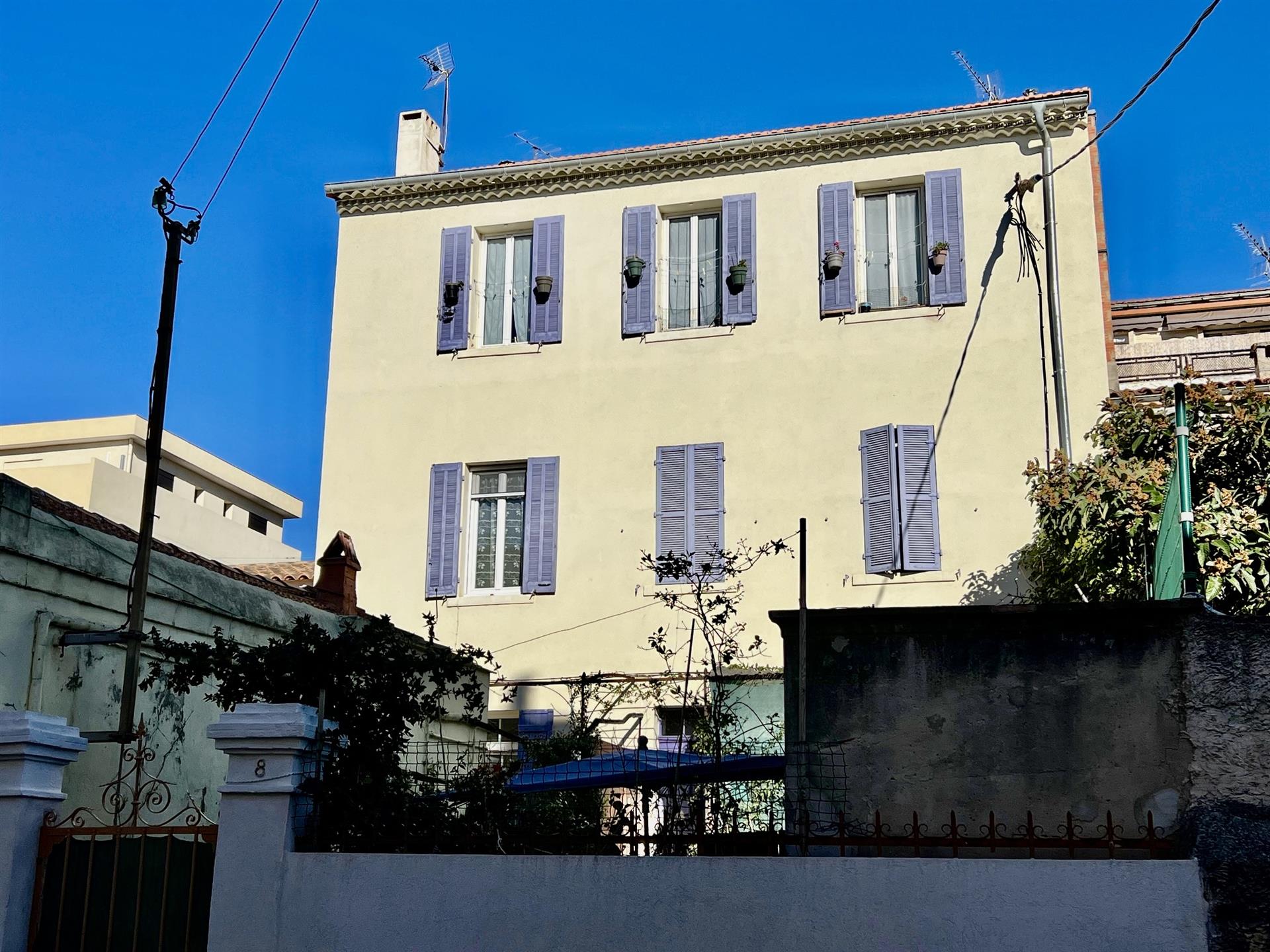 Appartement à vendre, 37m², Toulon