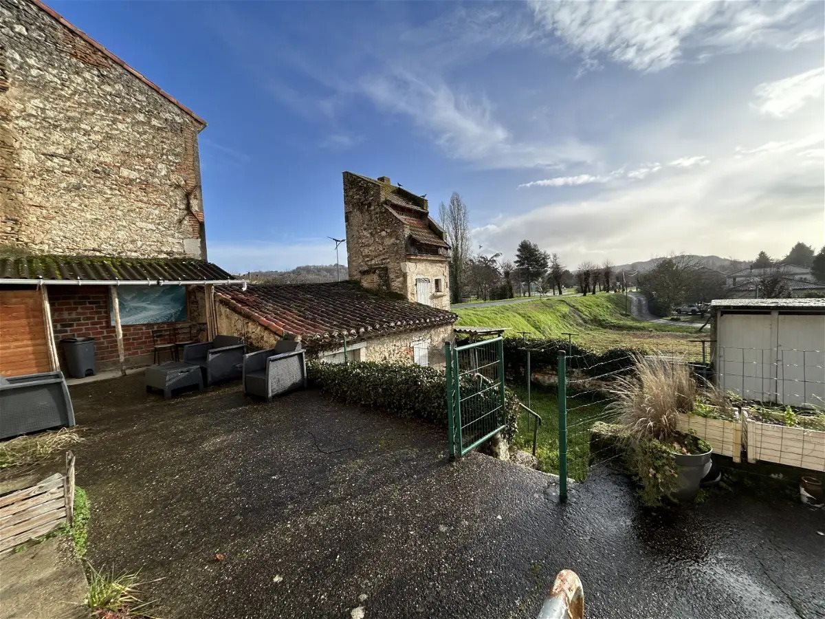 Appartement à louer, 55m², Lafox