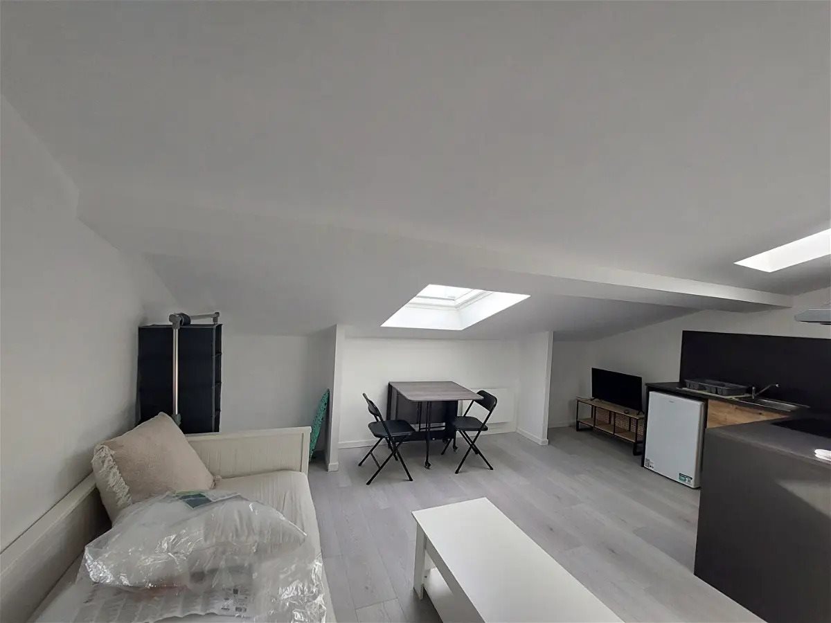 Appartement à louer, 14m², Saint-Jean-d'Angély