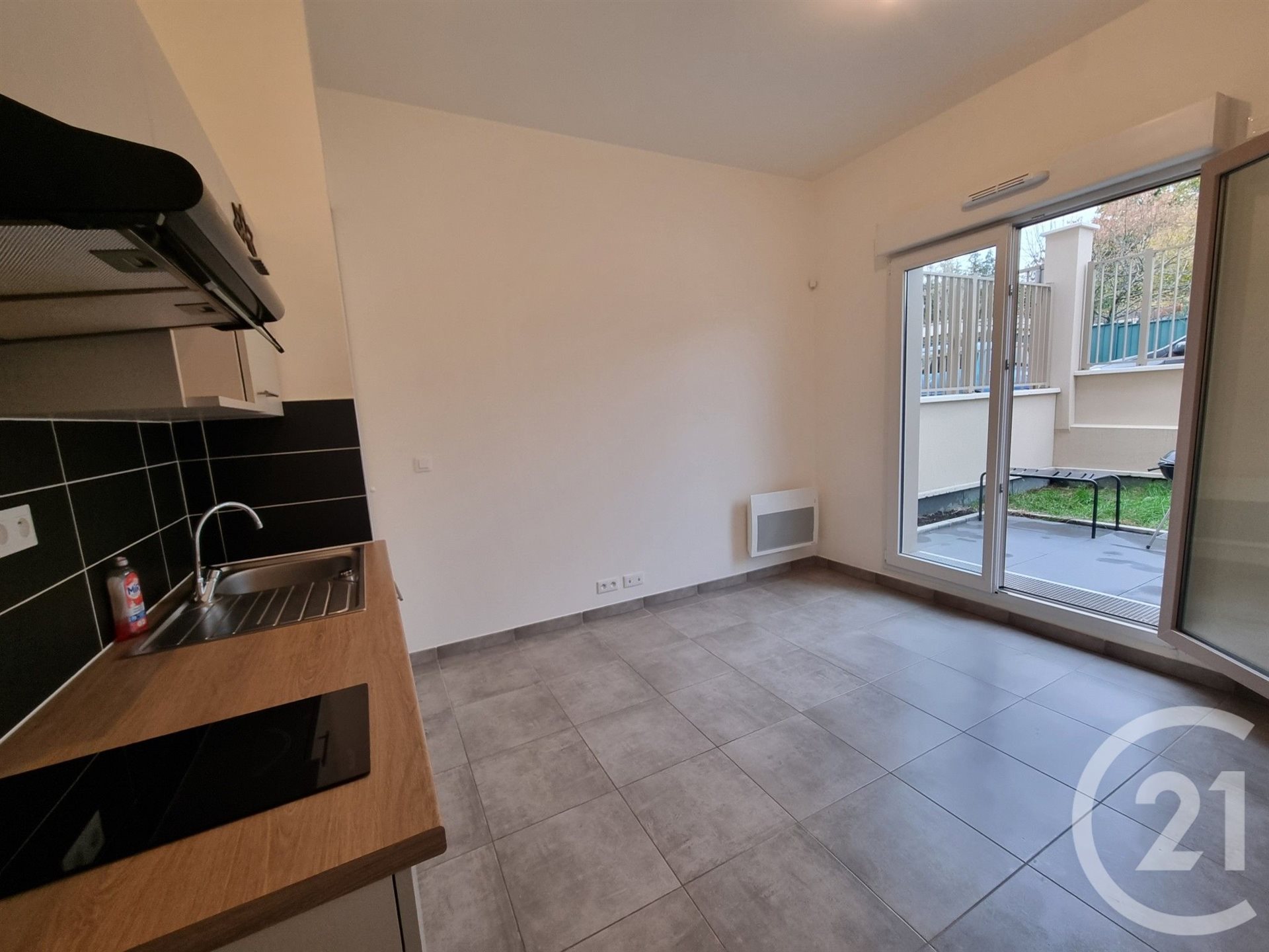 Appartement à louer, 21m², Ormesson-sur-Marne