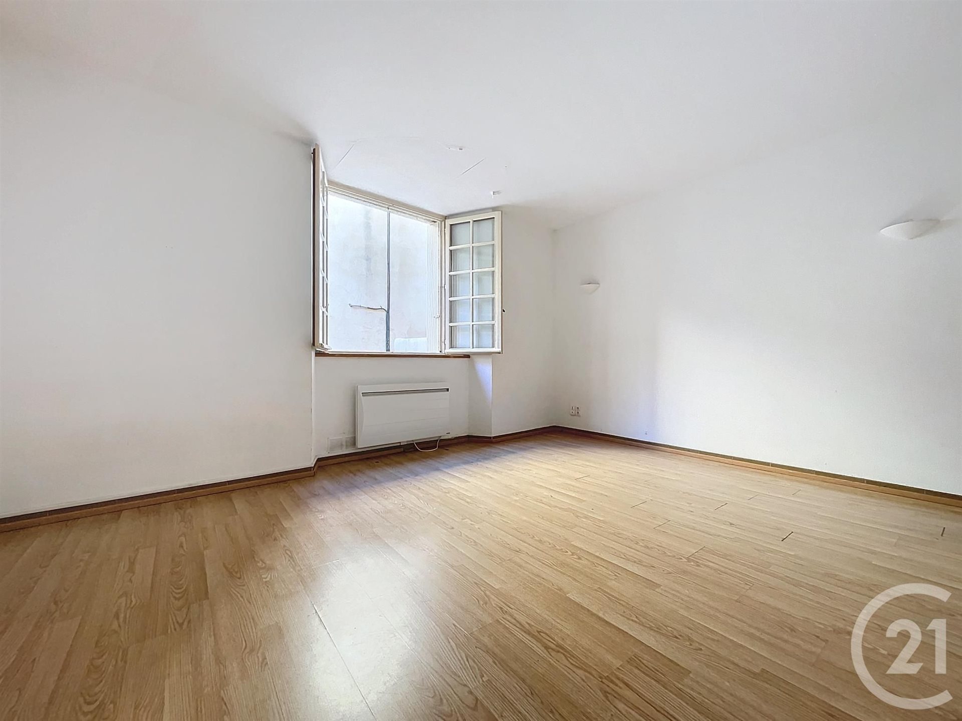 Appartement à louer, 27m², Bagnols-sur-Cèze