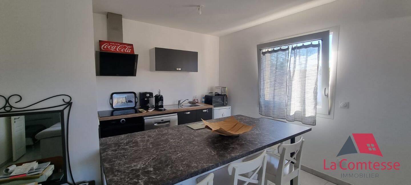 Appartement à louer, 66m², Grans