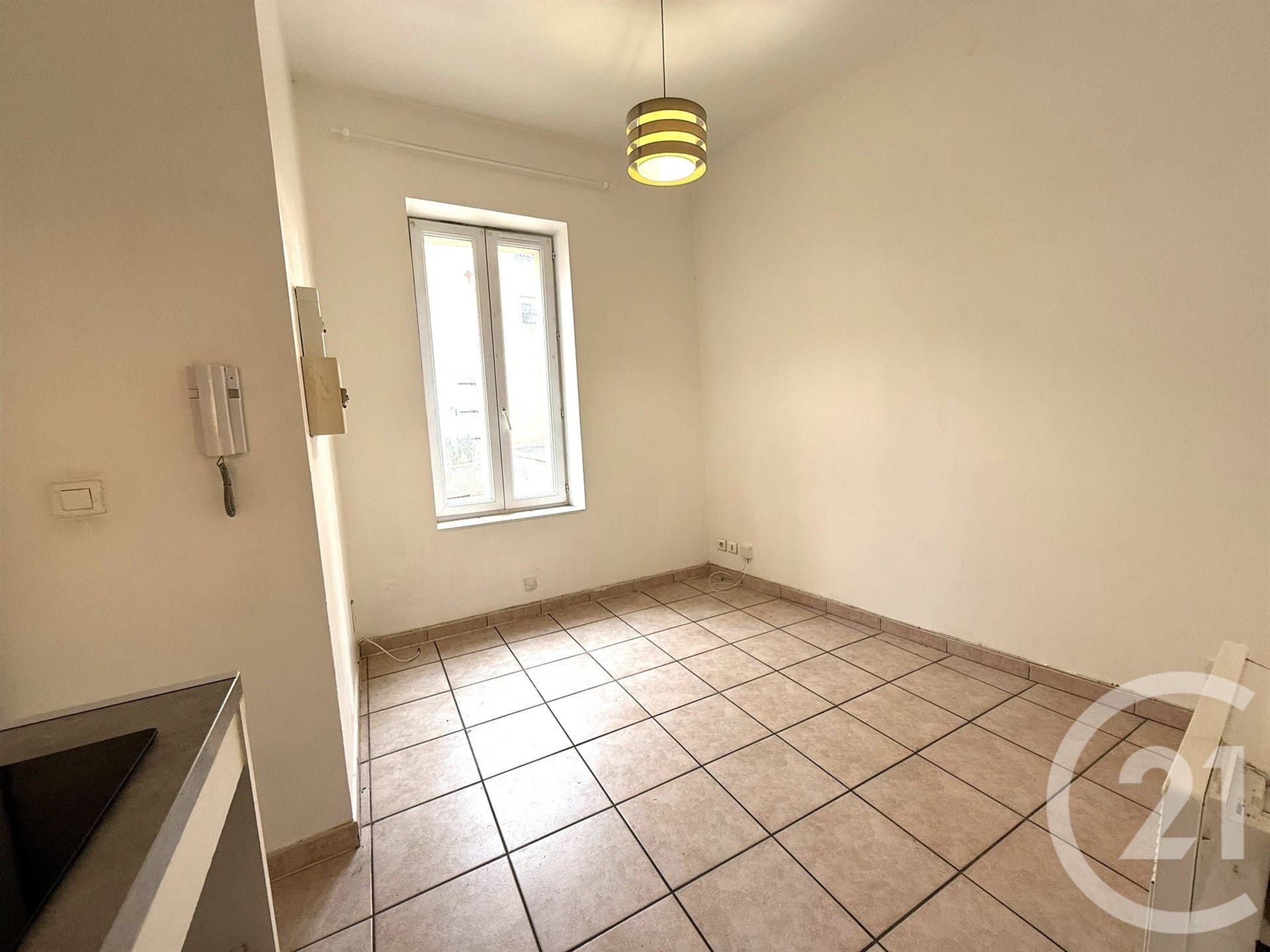 Appartement à louer, 28m², Istres
