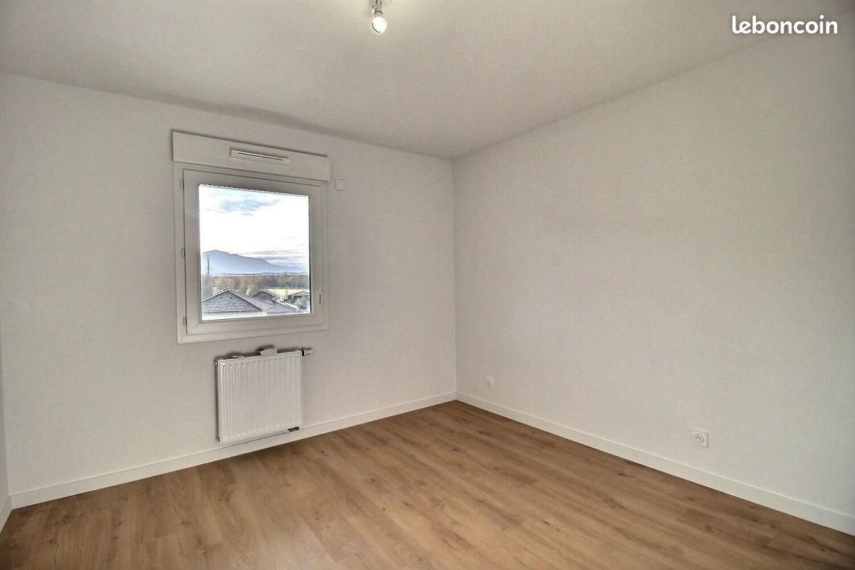 Appartement à louer, 70m², Messery