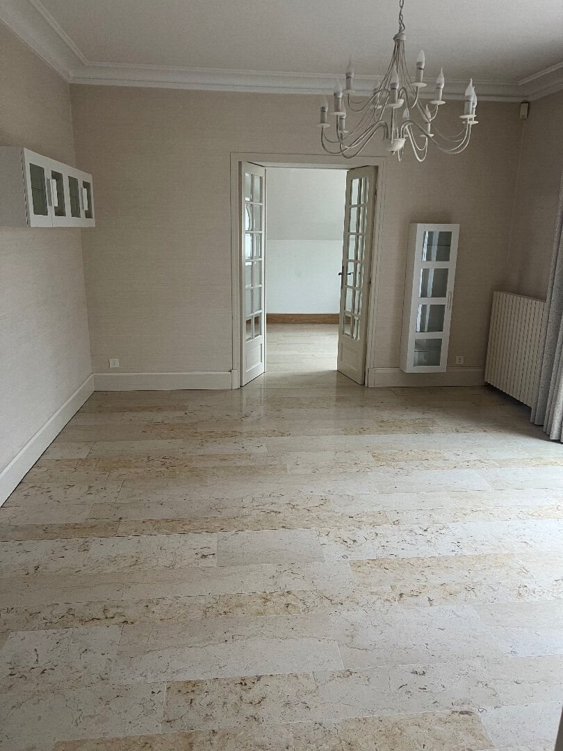 Maison à louer, 173m², Orléans