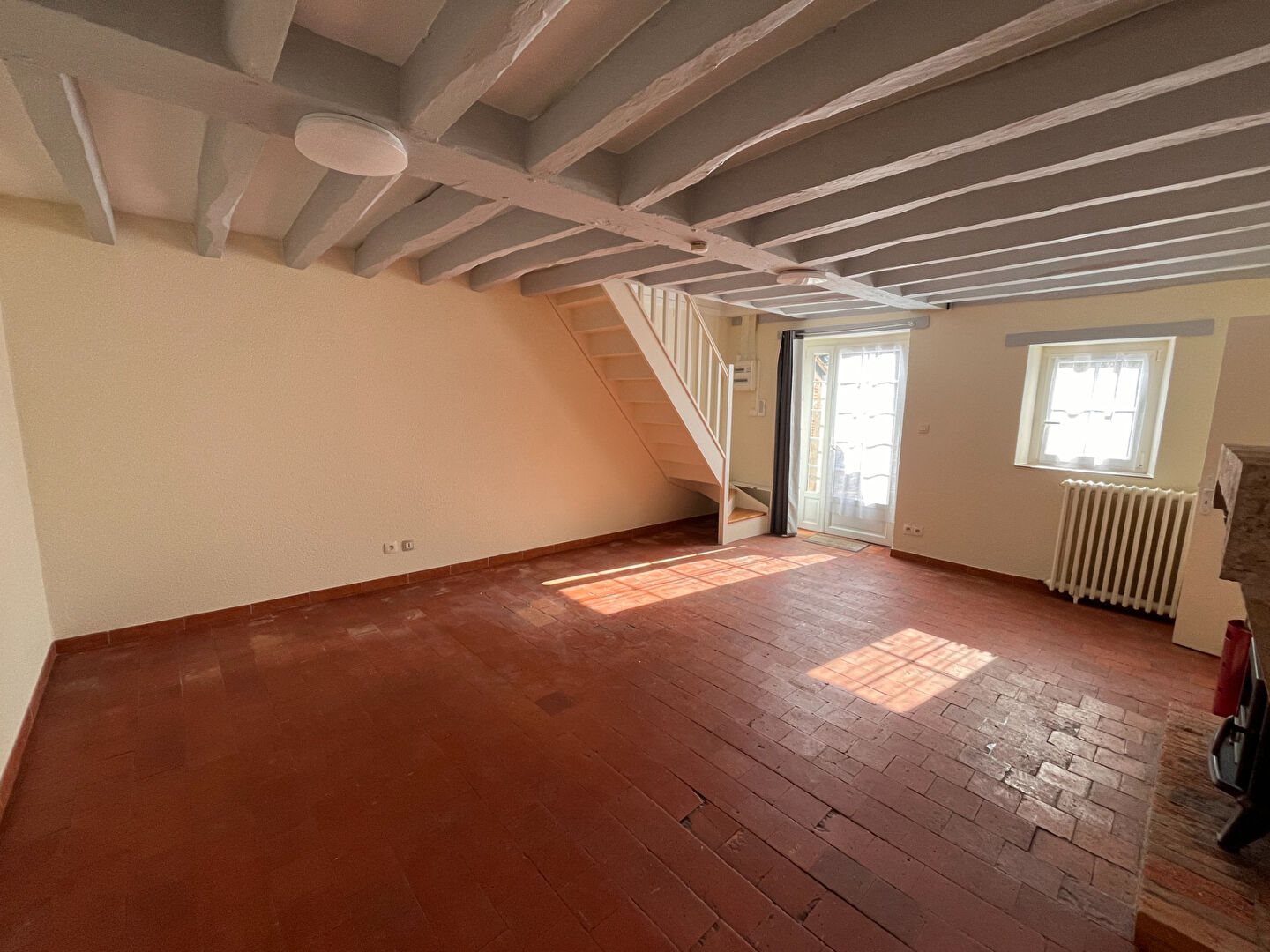 Maison à louer, 51m², Cellettes