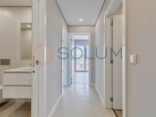 4 bedroom flat with parking - Aires/Palmela