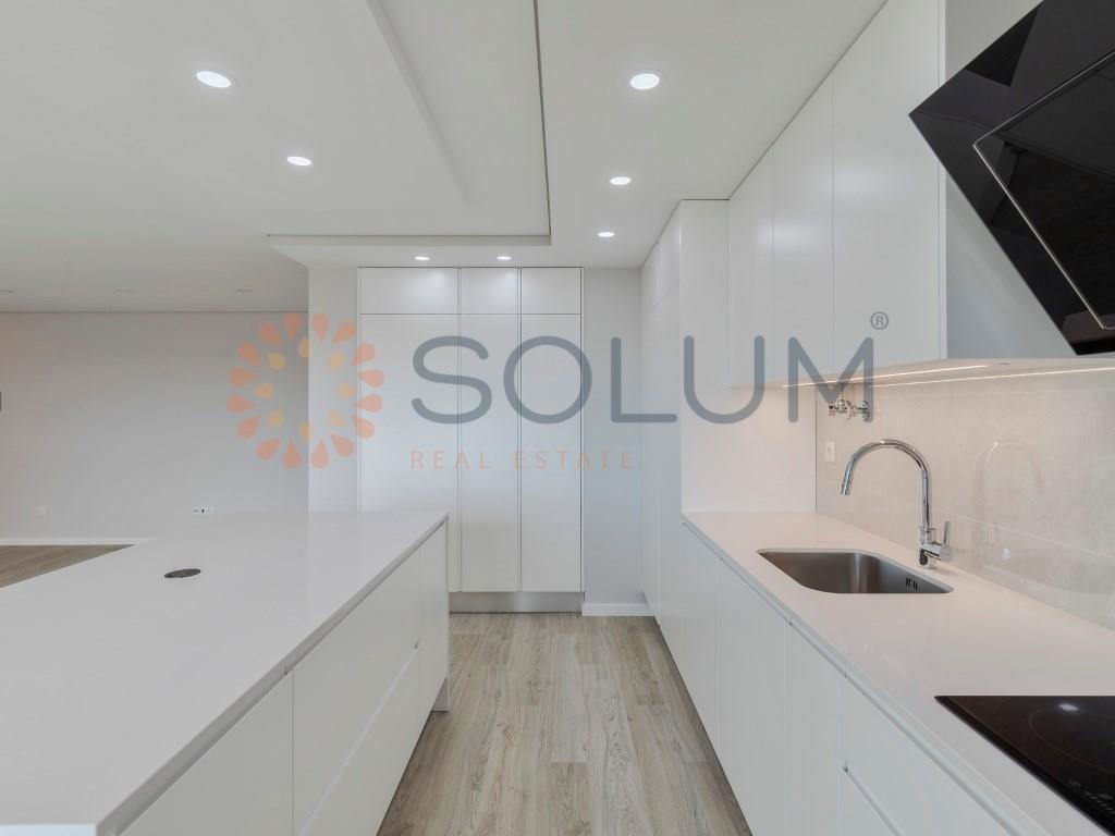 New build 3 bedroom flat - Montijo