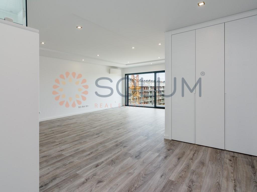New build 3 bedroom flat - Montijo