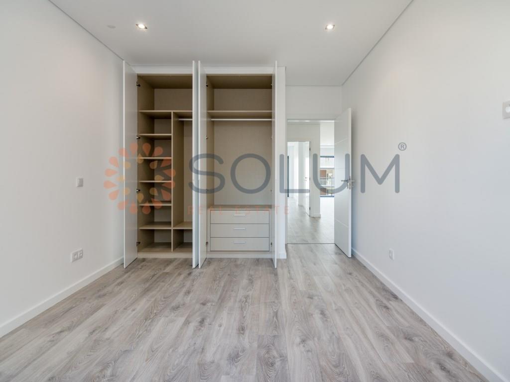 New build 3 bedroom flat - Montijo