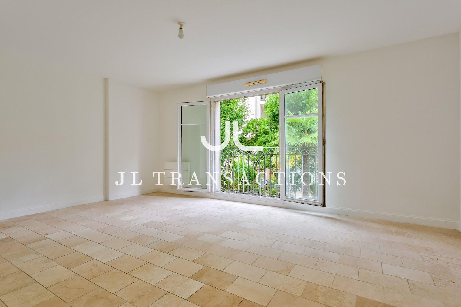 Appartement à louer, 46m², Bordeaux