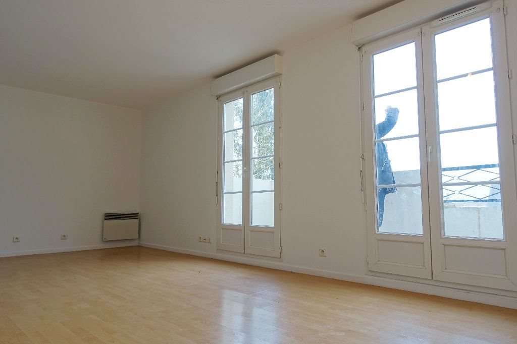 Appartement à louer, 43m², Corbeil-Essonnes