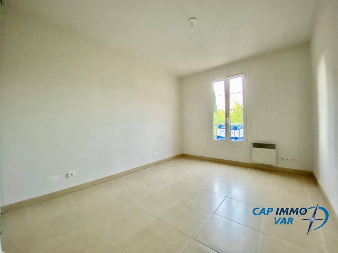 Appartement à louer, 70m², Le Beausset